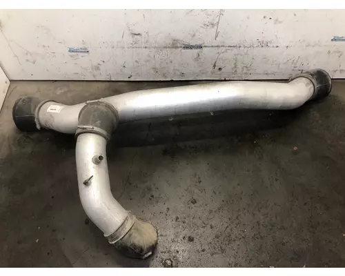 Detroit DD13 Air Transfer Tube