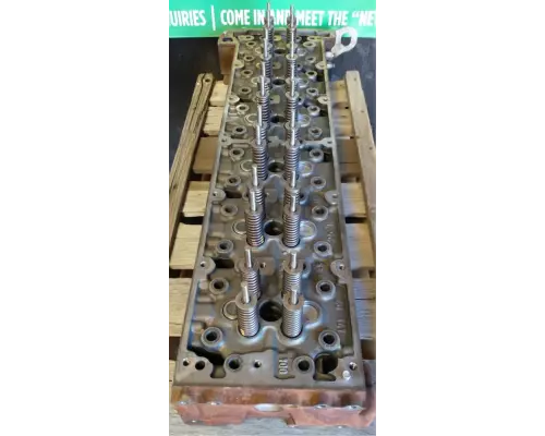 Detroit DD13 Cylinder Head