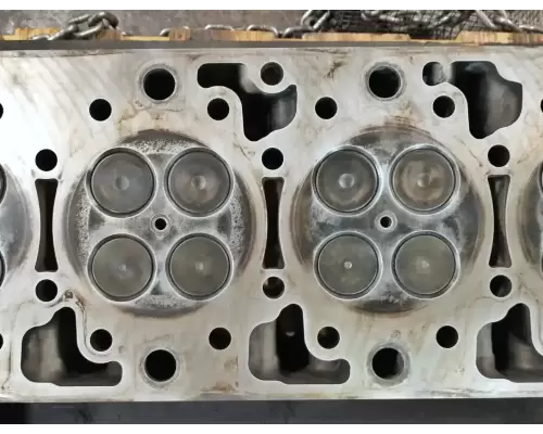 Detroit DD13 Cylinder Head