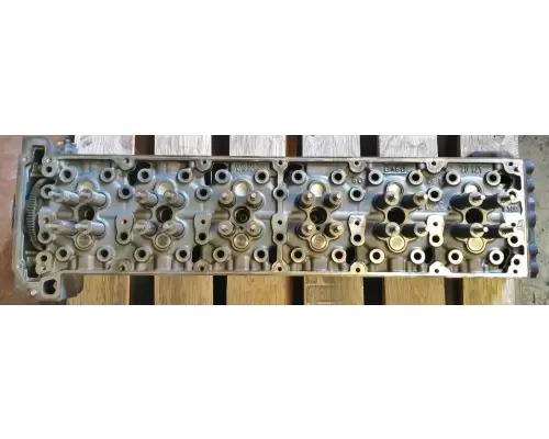 Detroit DD13 Cylinder Head