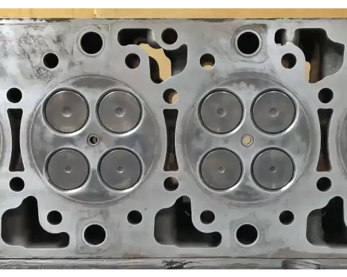 Detroit DD13 Cylinder Head