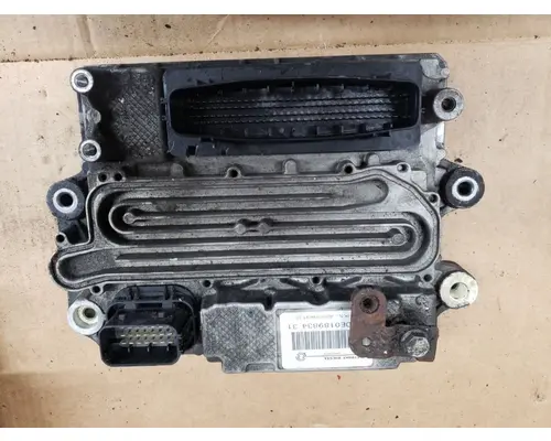 Detroit DD13 ECM