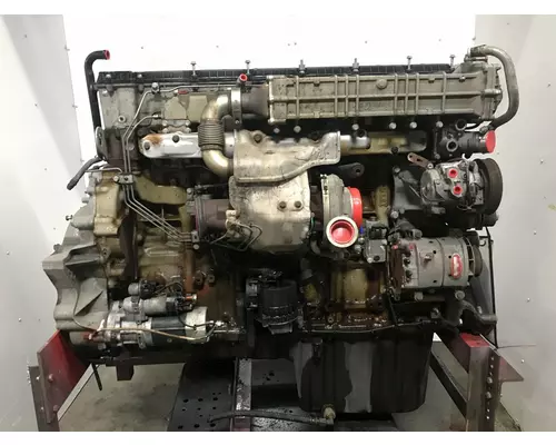 Detroit DD13 Engine Assembly