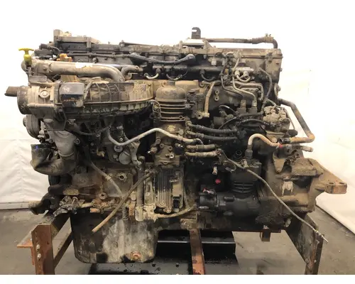 Detroit DD13 Engine Assembly