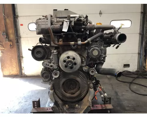 Detroit DD13 Engine Assembly