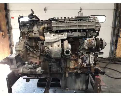 Detroit DD13 Engine Assembly