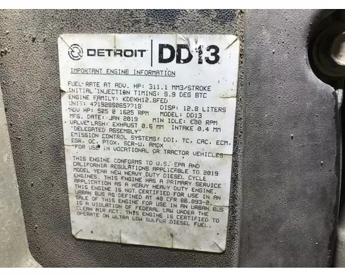 Detroit DD13 Engine Assembly