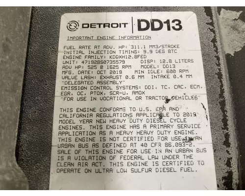 Detroit DD13 Engine Assembly