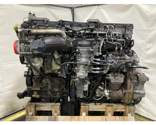 Detroit DD13 Engine Assembly