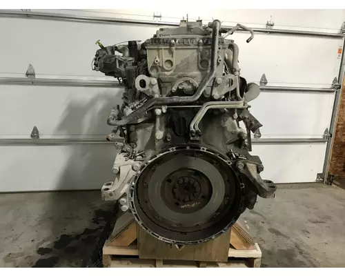 Detroit DD13 Engine Assembly