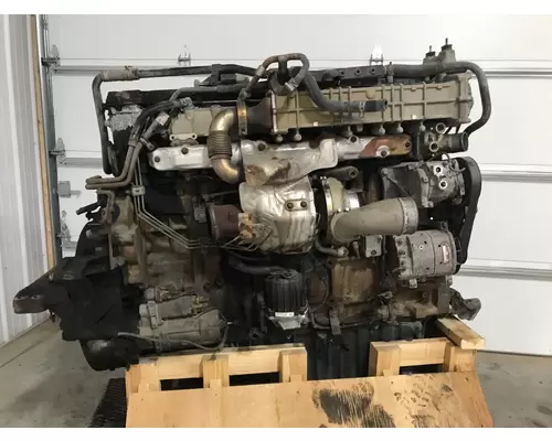 Detroit DD13 Engine Assembly