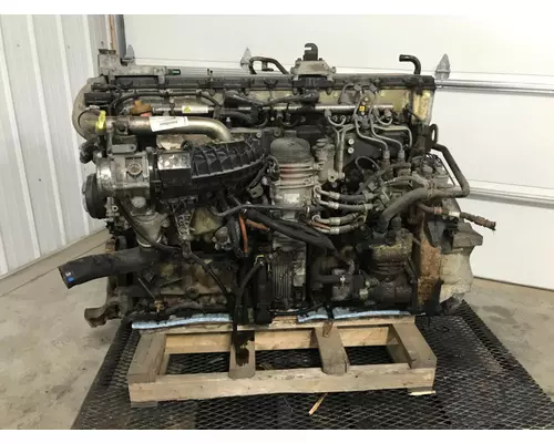 Detroit DD13 Engine Assembly