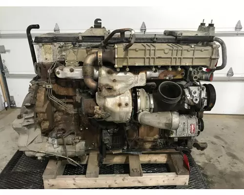 Detroit DD13 Engine Assembly