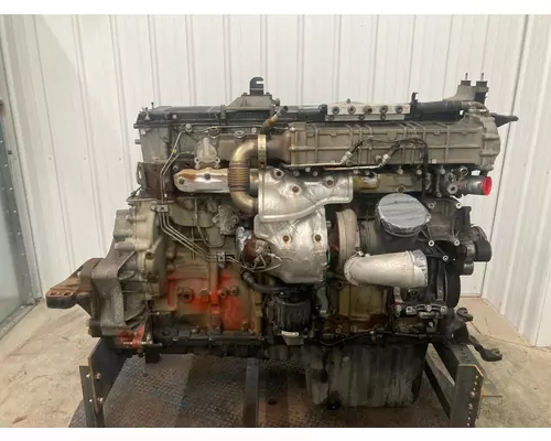 Detroit DD13 Engine Assembly