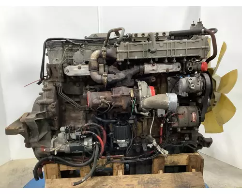 Detroit DD13 Engine Assembly