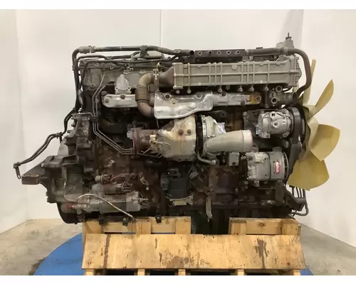 Detroit DD13 Engine Assembly