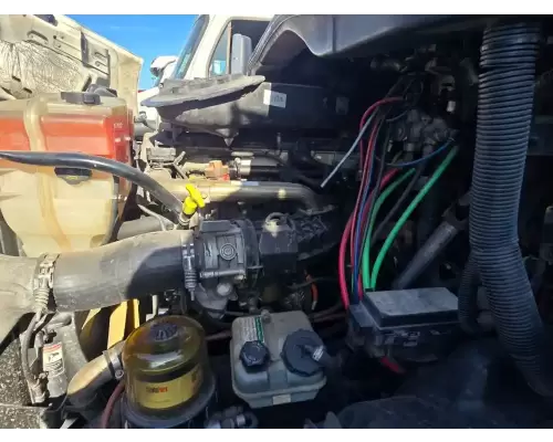 Detroit DD13 Engine Assembly