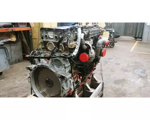 Detroit DD13 Engine Assembly