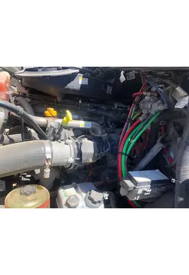 Detroit DD13 Engine Assembly