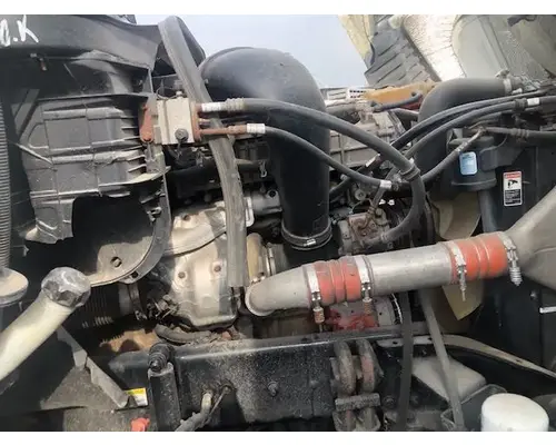 Detroit DD13 Engine Assembly