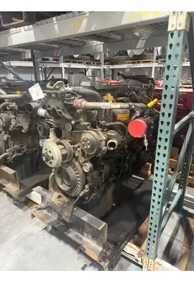 Detroit DD13 Engine Assembly