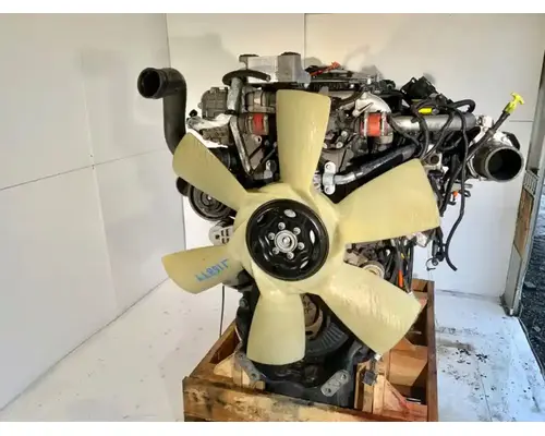 Detroit DD13 Engine Assembly