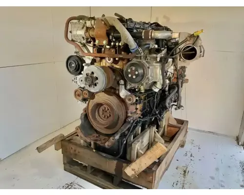 Detroit DD13 Engine Assembly