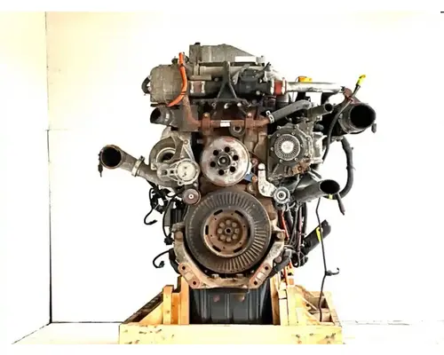Detroit DD13 Engine Assembly