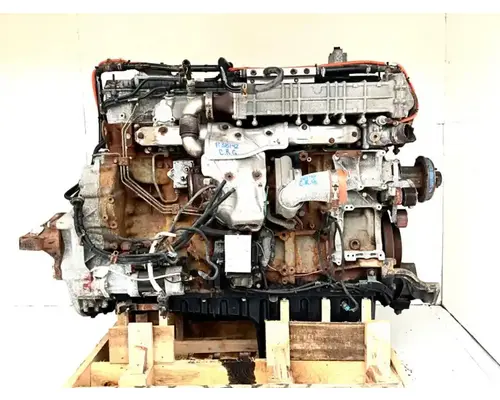 Detroit DD13 Engine Assembly