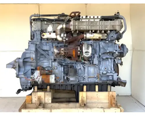 Detroit DD13 Engine Assembly
