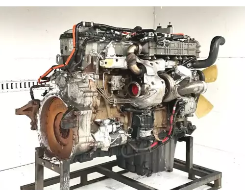 Detroit DD13 Engine Assembly