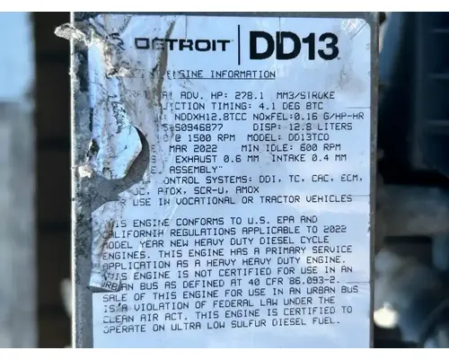 Detroit DD13 Engine Assembly