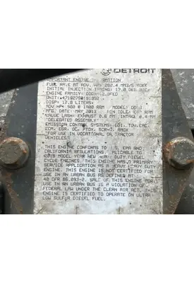 Detroit DD13 Engine Assembly