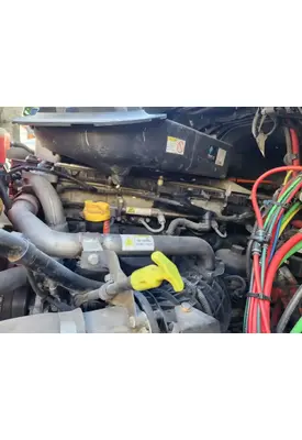 Detroit DD13 Engine Assembly