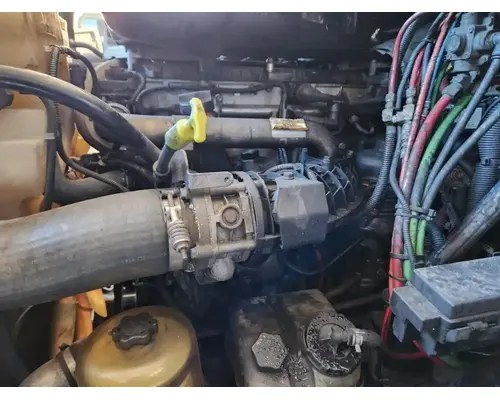 Detroit DD13 Engine Assembly