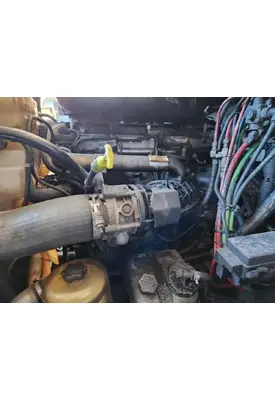 Detroit DD13 Engine Assembly