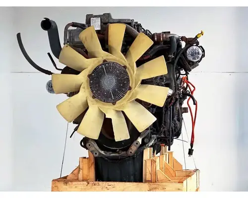 Detroit DD13 Engine Assembly