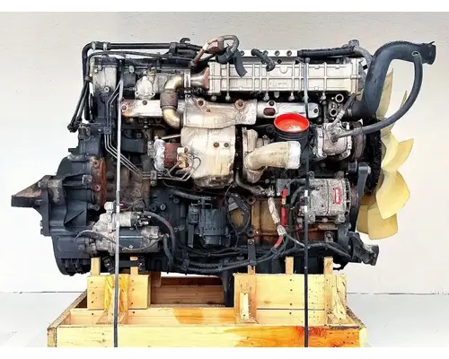 Detroit DD13 Engine Assembly