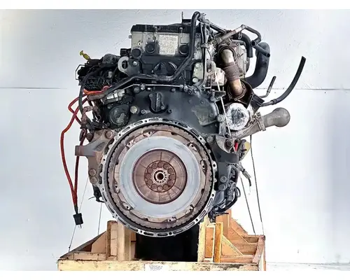 Detroit DD13 Engine Assembly
