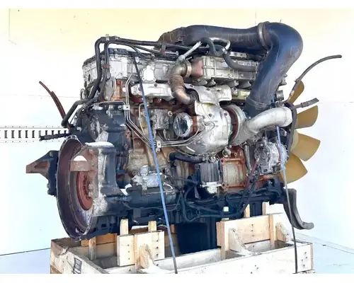 Detroit DD13 Engine Assembly