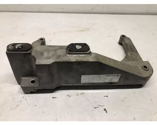 Detroit DD13 Engine Brackets, Misc.