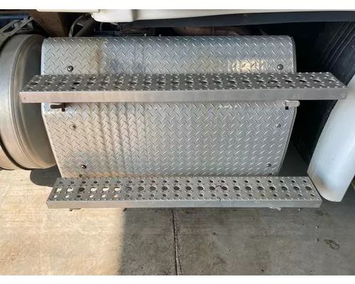 Detroit DD13 Exhaust DPF Assembly