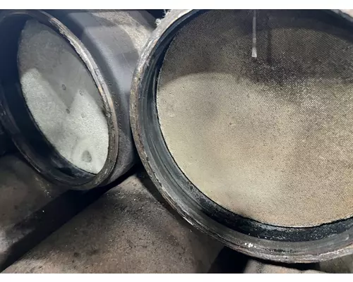Detroit DD13 Exhaust DPF Assembly