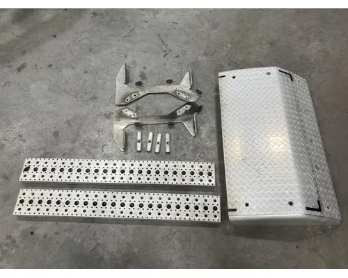 Detroit DD13 Exhaust DPF Assembly