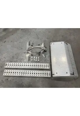 Detroit DD13 Exhaust DPF Assembly