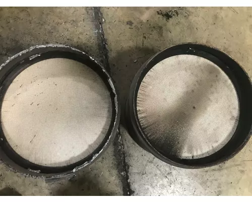 Detroit DD13 Exhaust DPF Filter