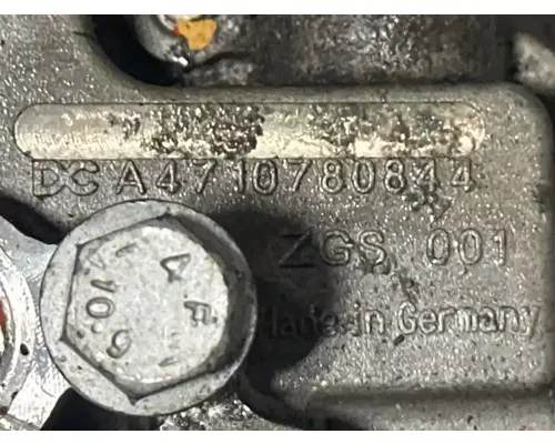Detroit DD13 Fuel Injector