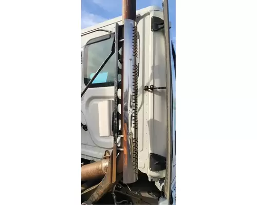 Detroit DD13 Muffler Shield
