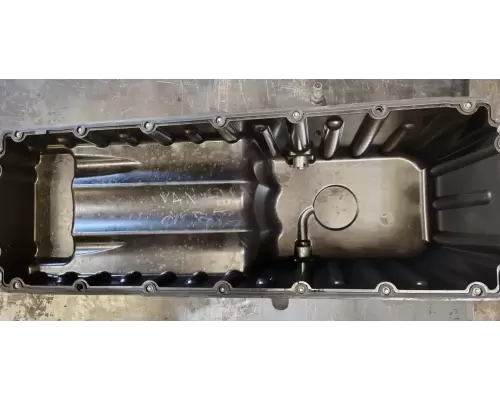 Detroit DD13 Oil Pan