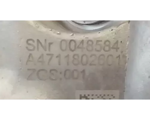 Detroit DD13 Oil Pump